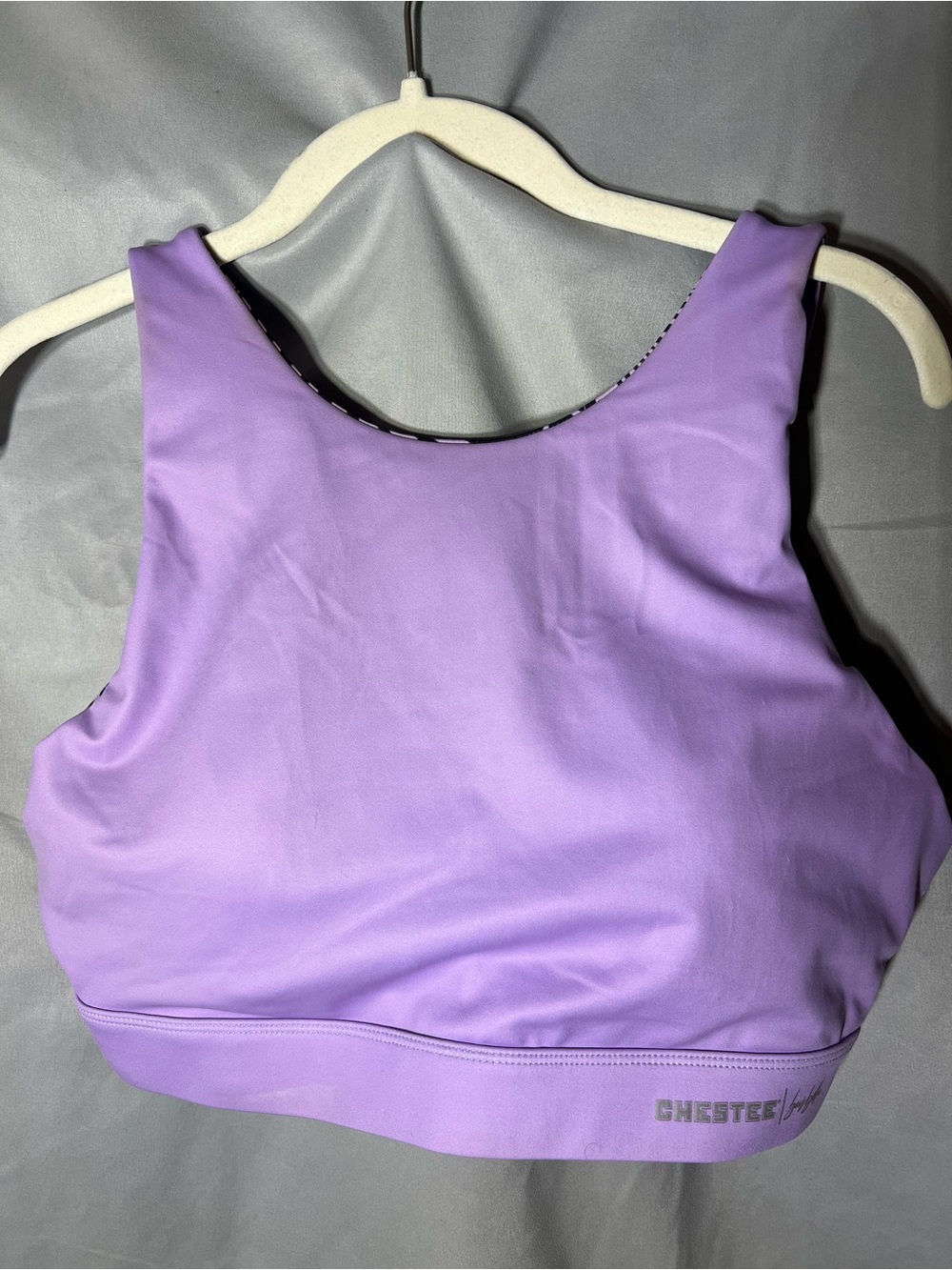 The Chestee Reversible Lavender High-Neck Sports Bra with Supportive Band